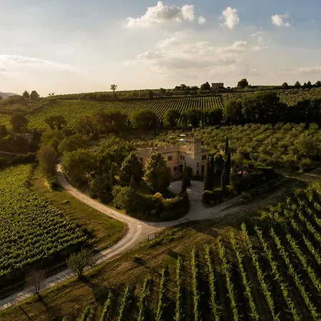 Fonte Sala Gospodarstwo agroturystyczne Montefalco